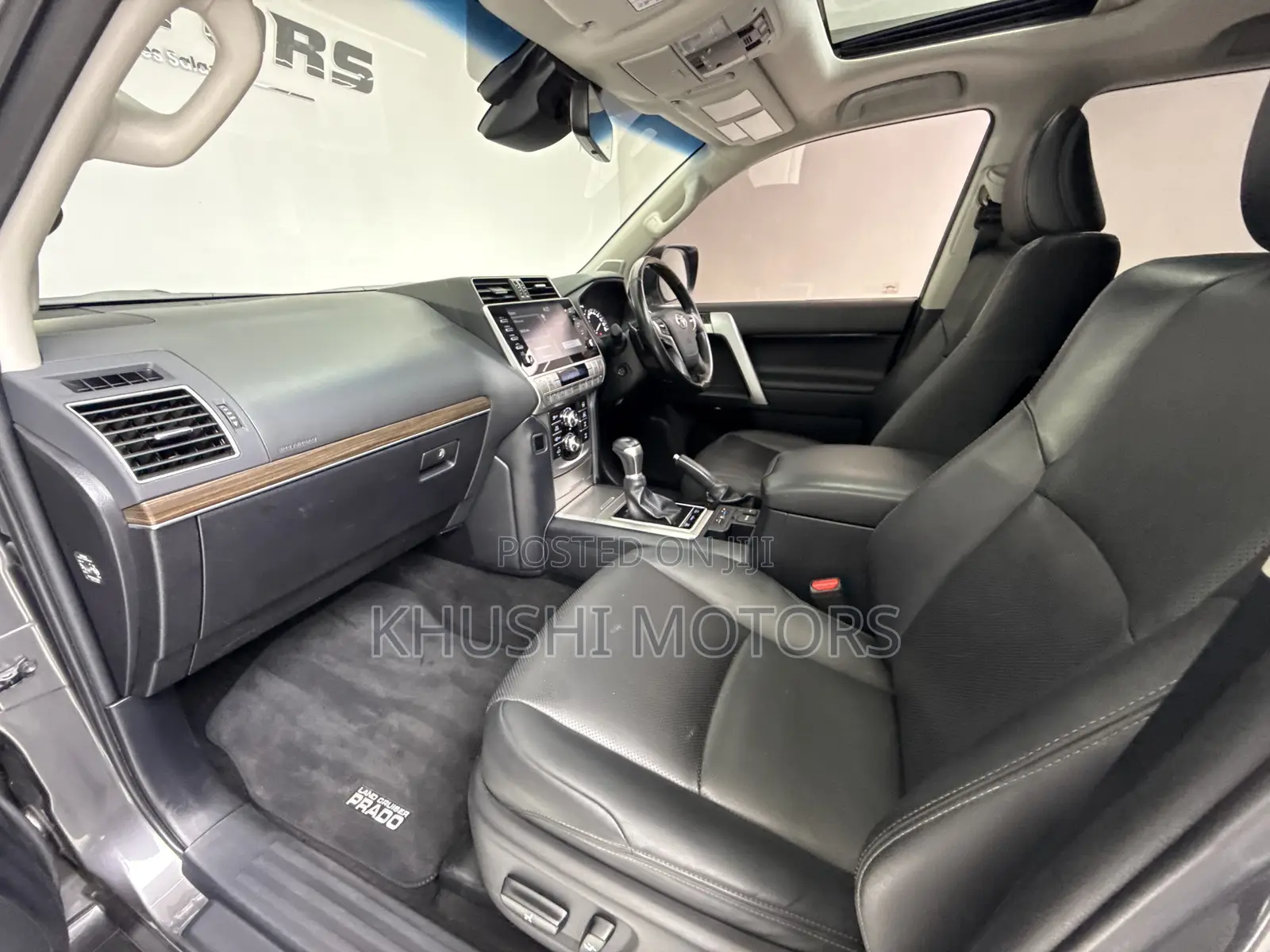 Toyota Land Cruiser Prado 2022 Gray