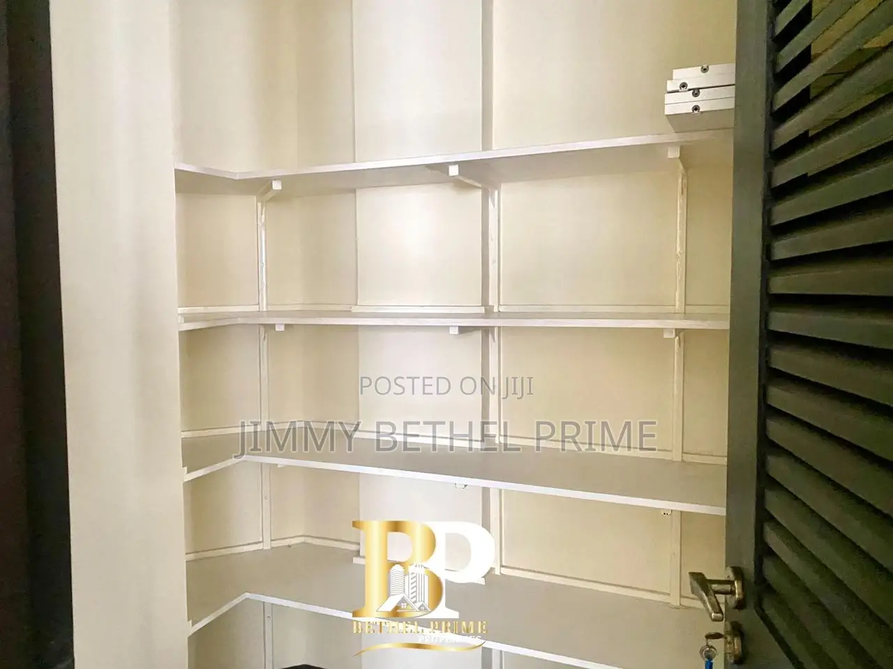 4bdrm Apartment in Spring Valley for rent