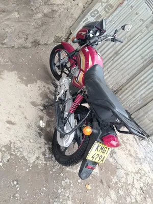 TVS HLX Plus ES 2026 Red