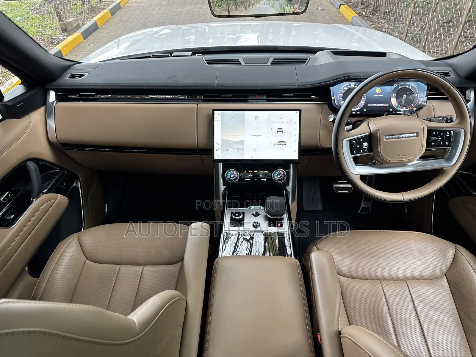 Land Rover Range Rover Vogue 2023 White