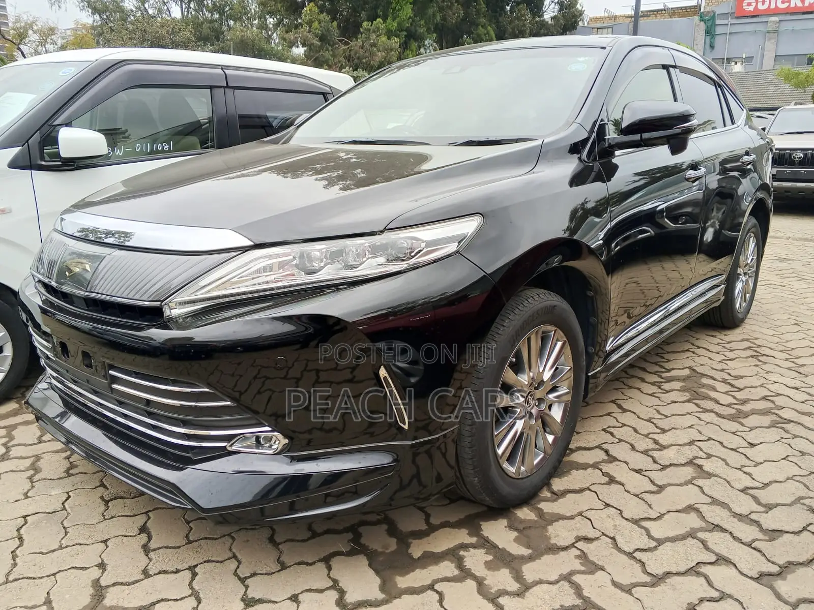 Toyota Harrier 2019 Black