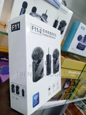 F11-2 Plug Play Wireless Microphone for Streaming Vlogs