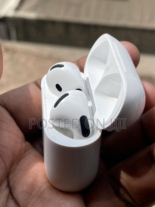Apple Airpod Pro 4 - thumbnail 3