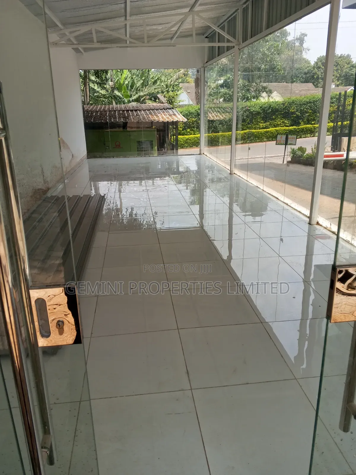 Office/Shop to Let