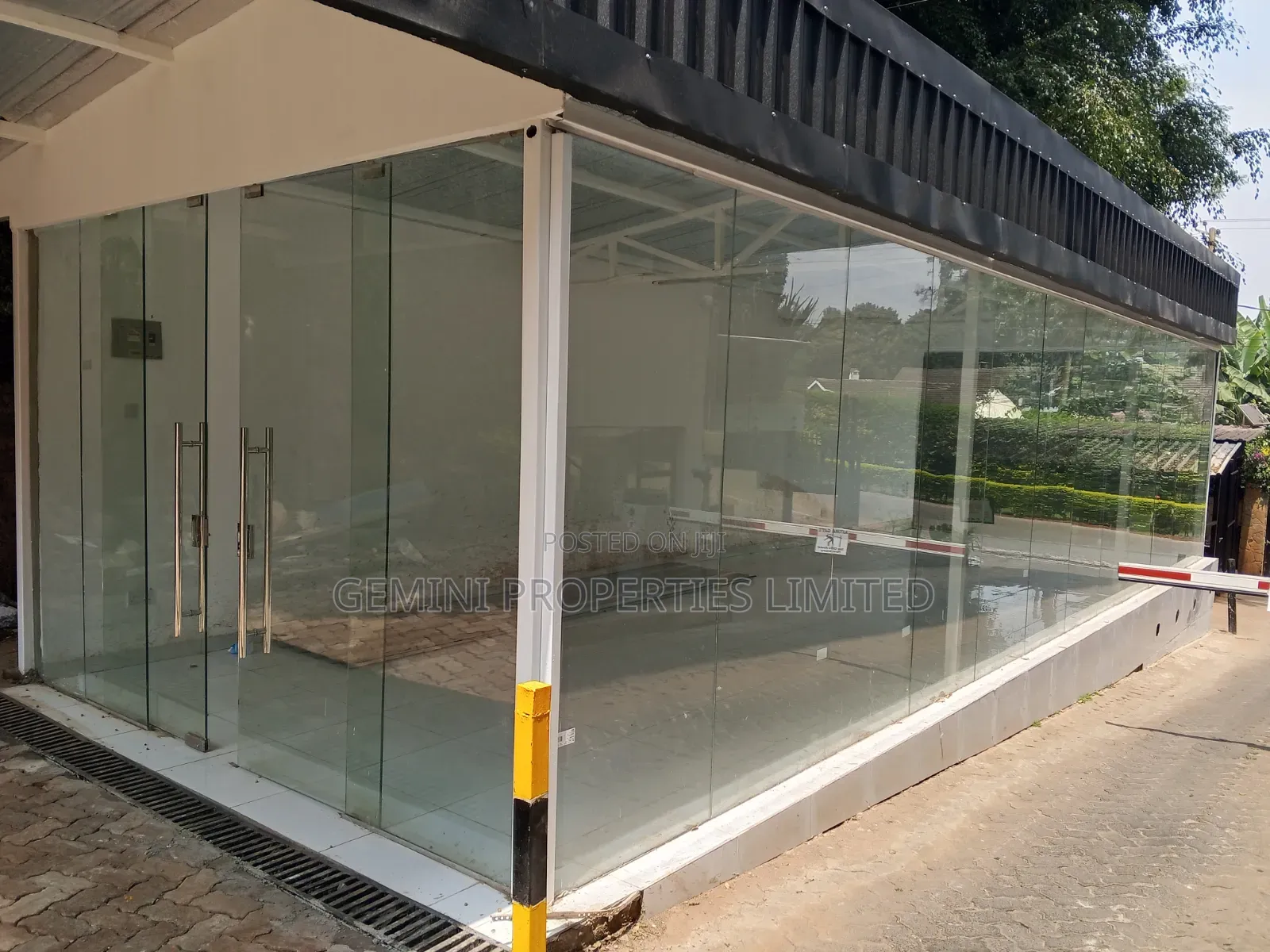 Office/Shop to Let