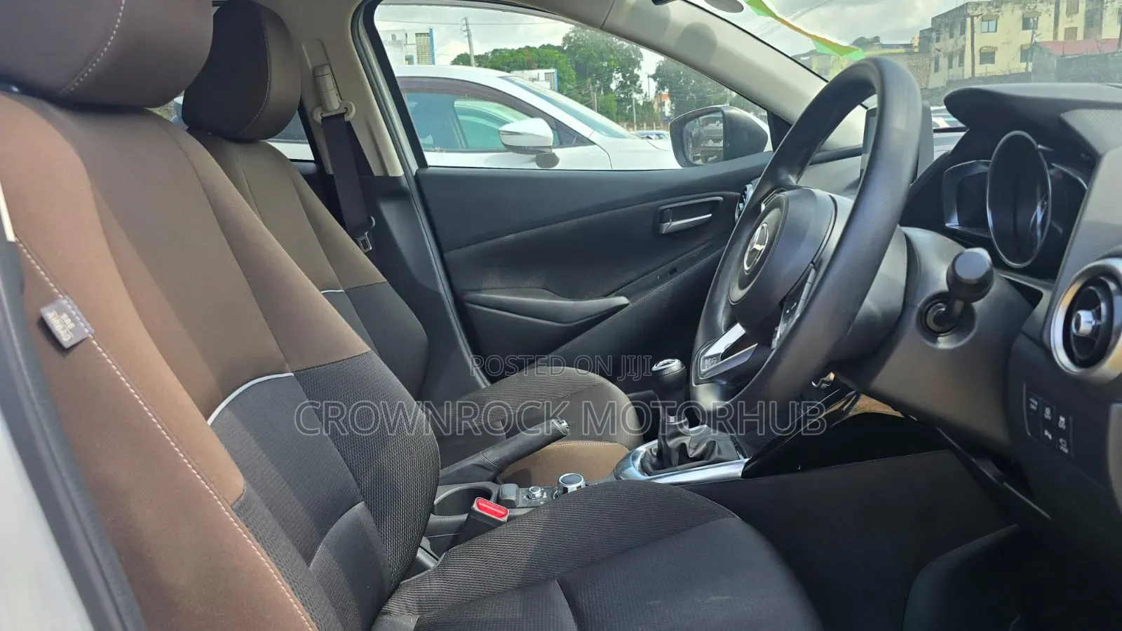 Mazda 2 2019 White