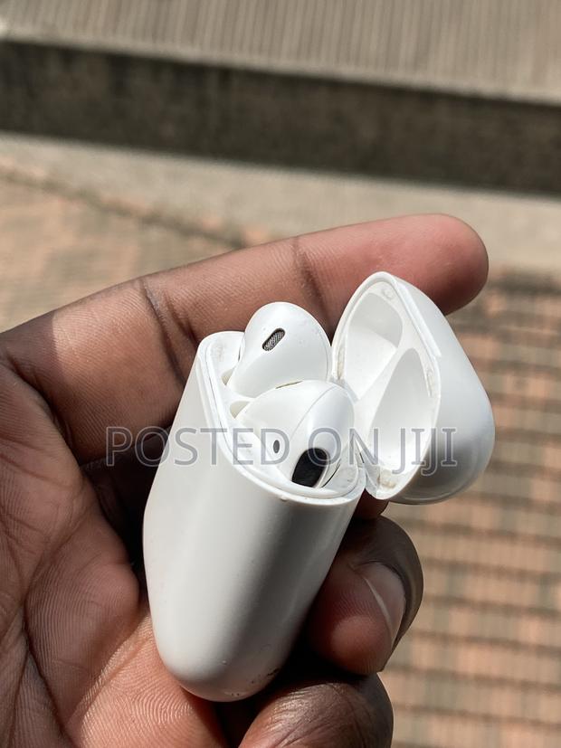 Apple Airpods 2 - thumbnail 2