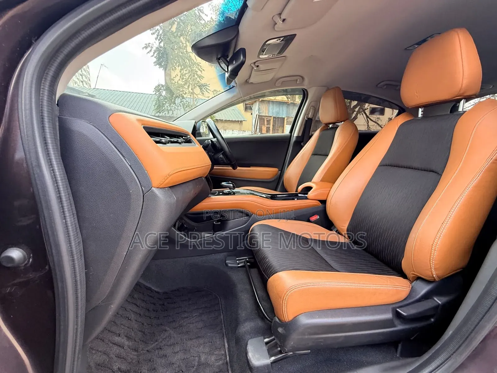 Honda Vezel 2018 Brown