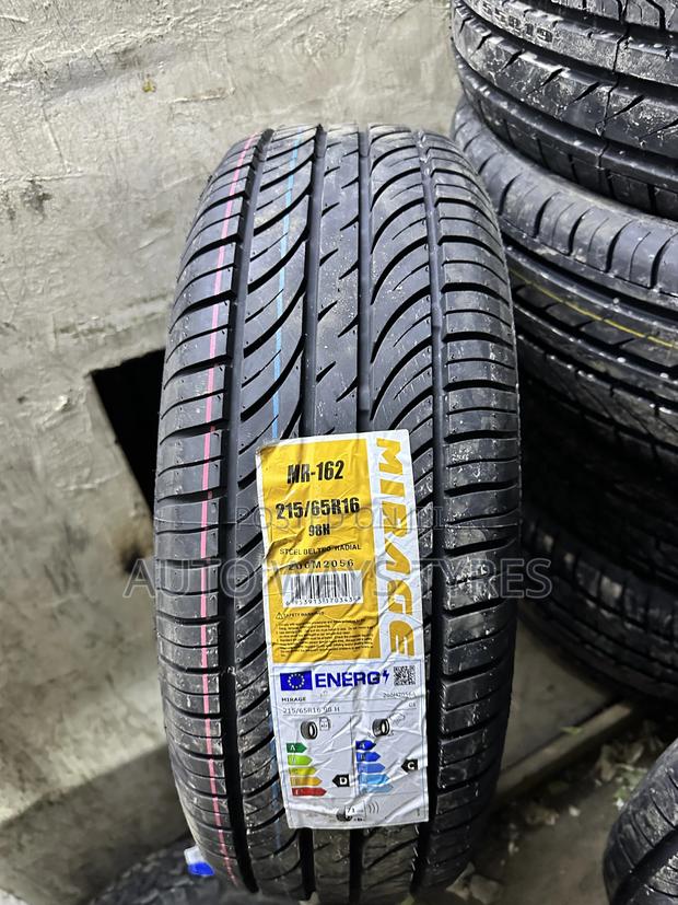 215/65r16 Mirage - thumbnail 2