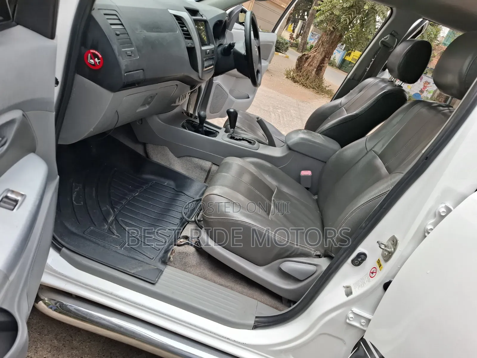 Toyota Hilux 3.0 D-4D 4x4 2013 White