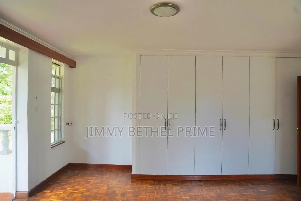 4bdrm Townhouse/Terrace in Rosslyn for sale