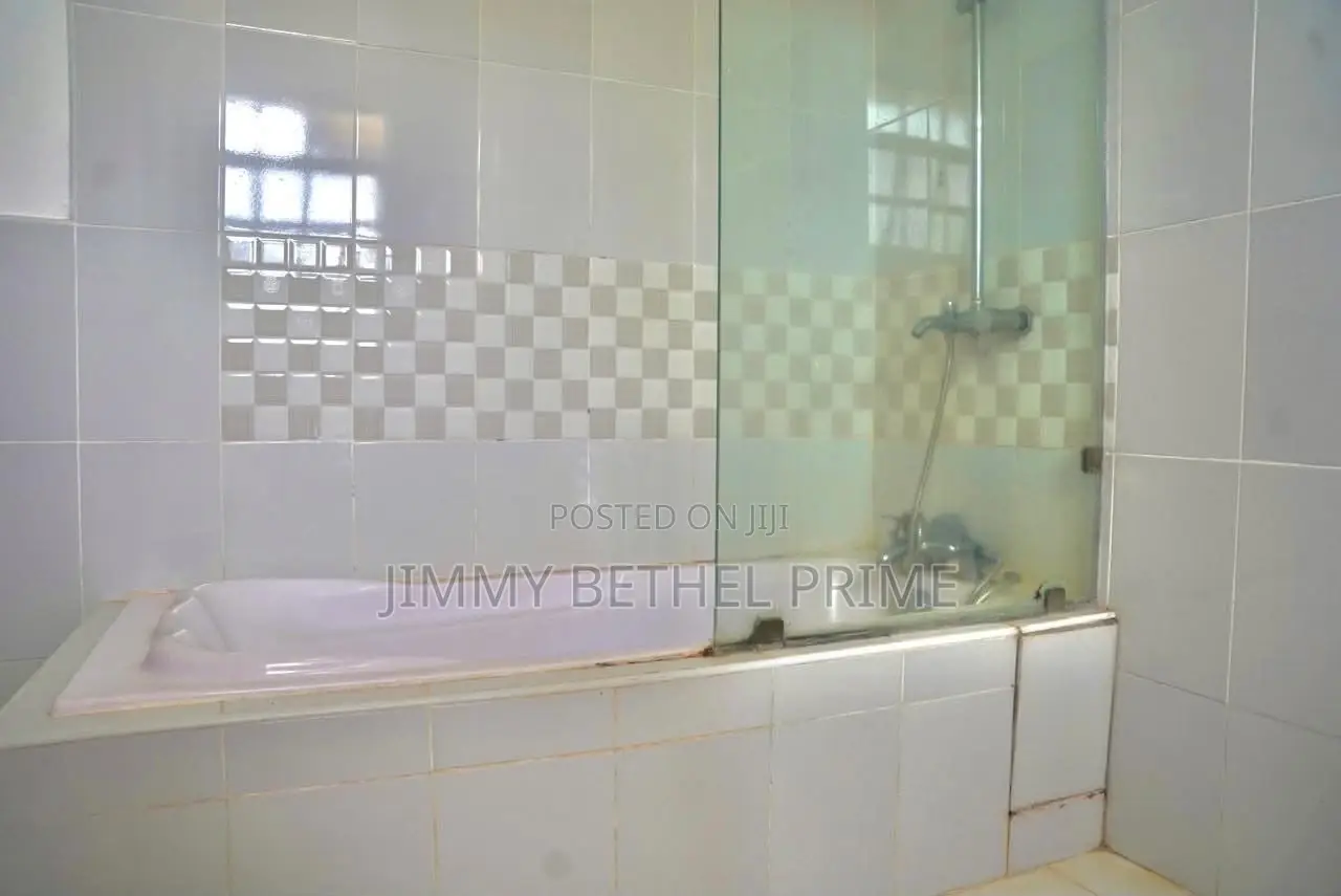 4bdrm Townhouse/Terrace in Rosslyn for sale
