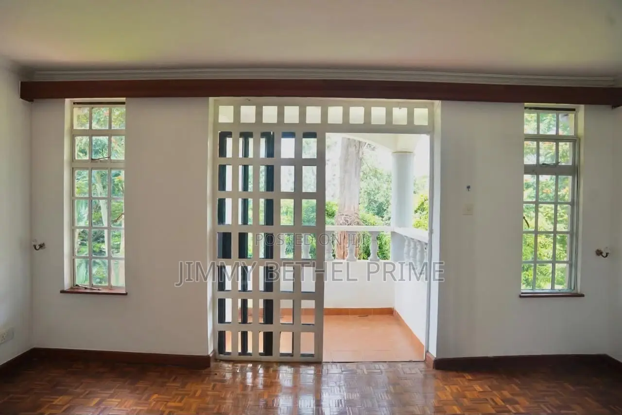 4bdrm Townhouse/Terrace in Rosslyn for sale