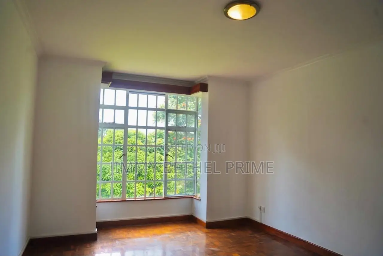 4bdrm Townhouse/Terrace in Rosslyn for sale