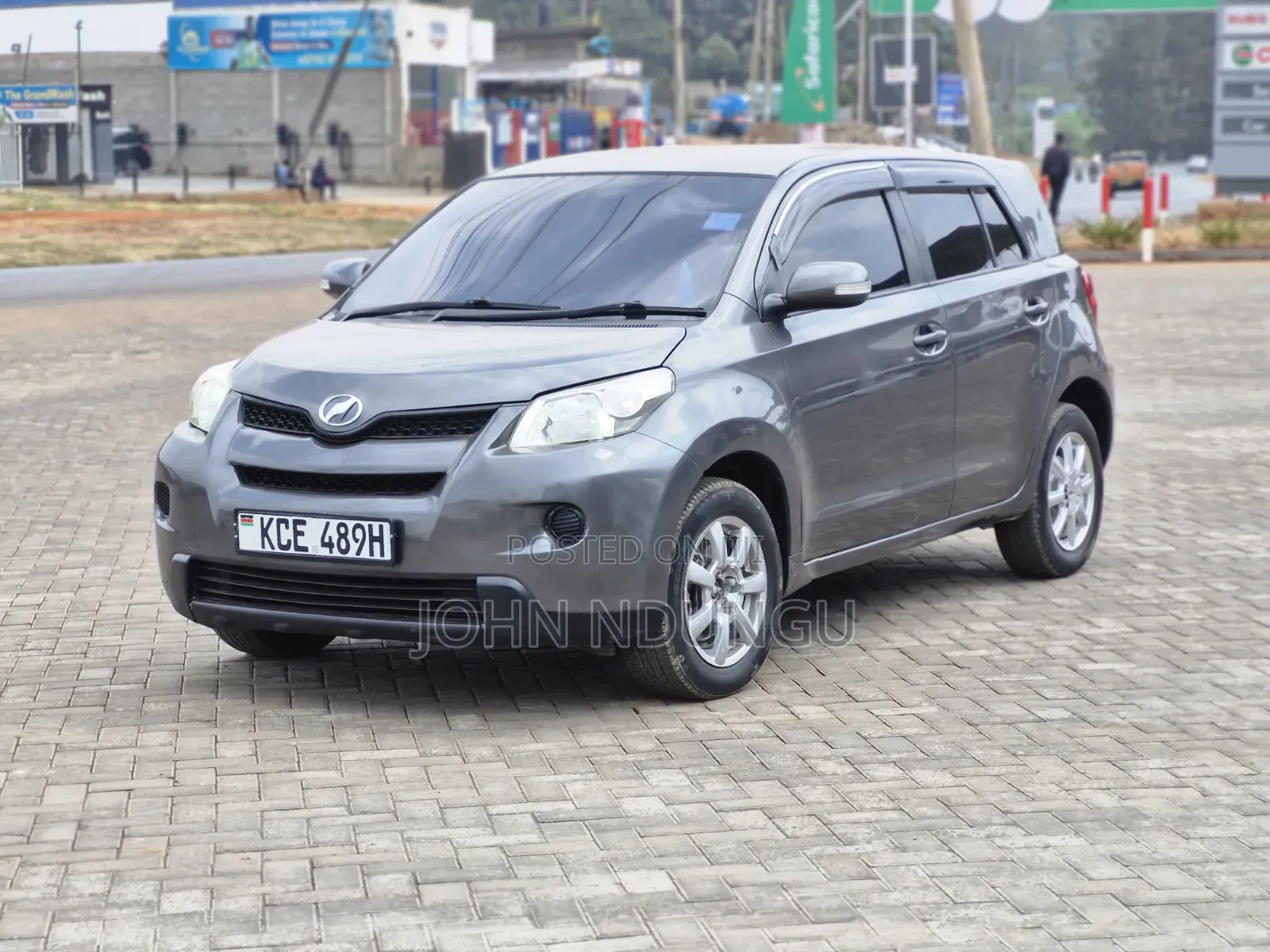 Toyota IST 2008 Gray
