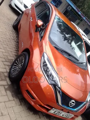 Nissan Note 2018 Orange