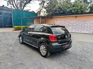 Volkswagen Polo 2011 Black