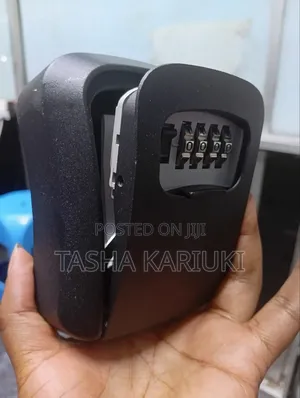 Lockable Metallic Key Cabinet for Home Office