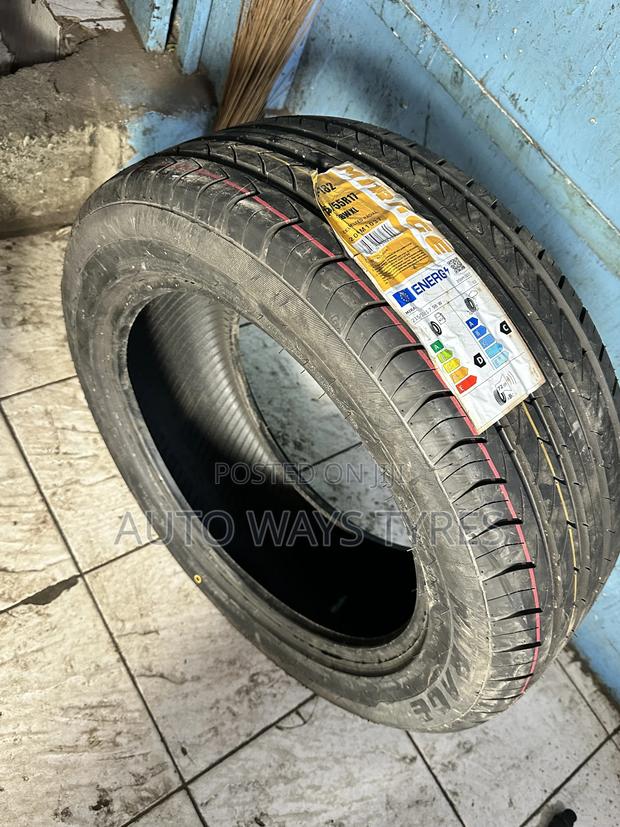 215/55r17 Mirage - thumbnail 2