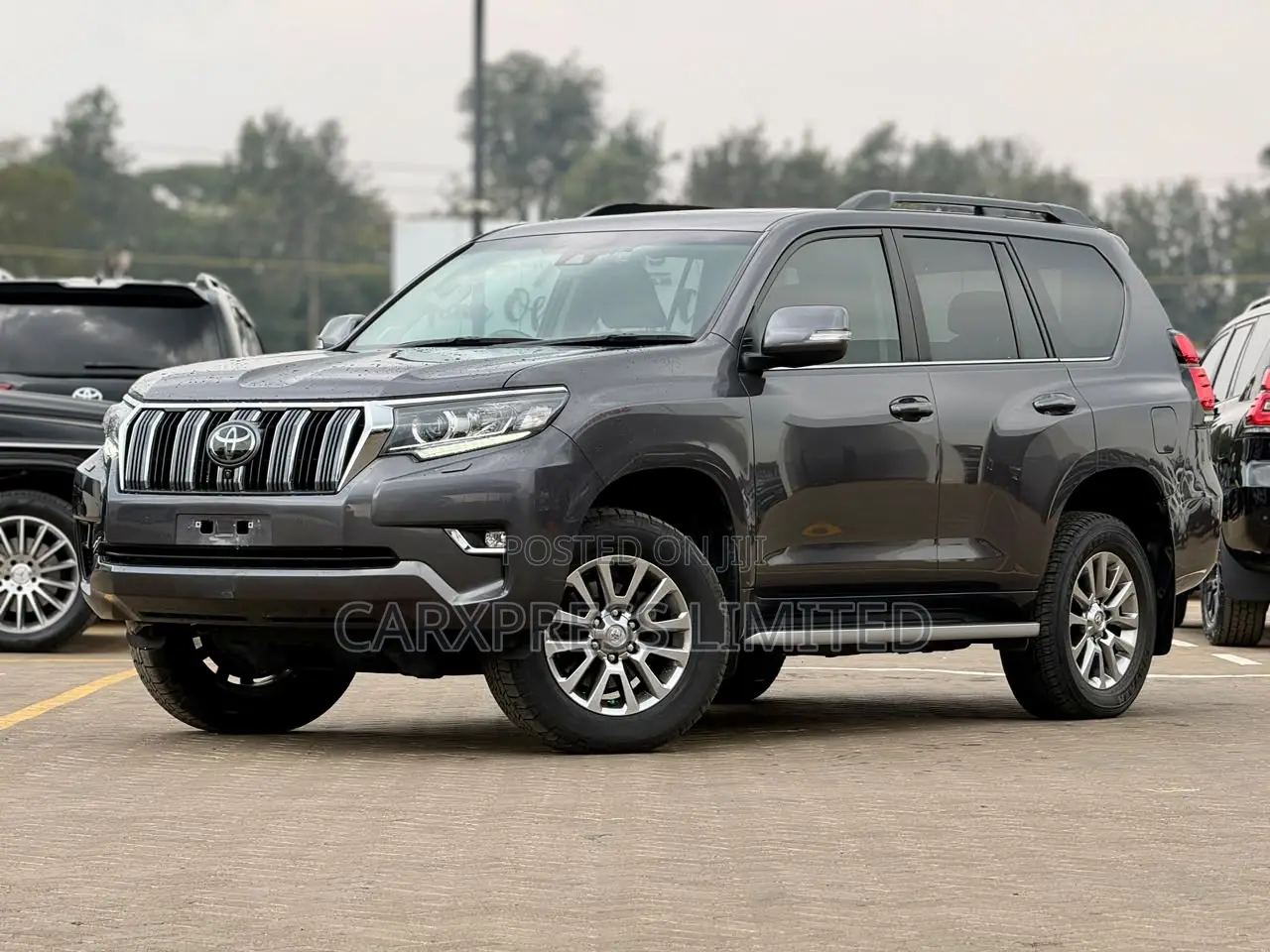 Toyota Land Cruiser Prado 2.8 2019 Gray