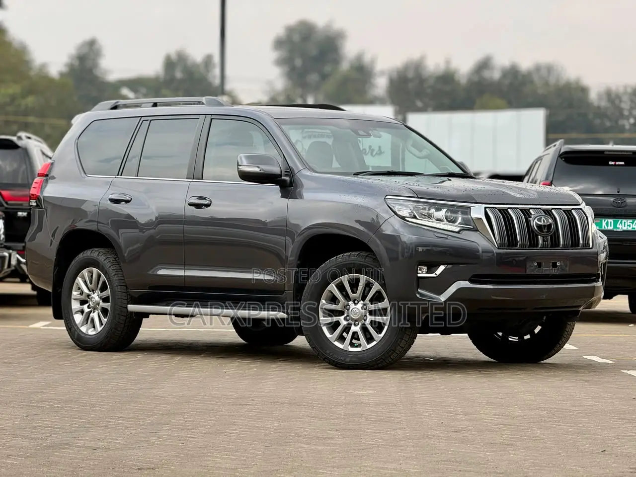 Toyota Land Cruiser Prado 2.8 2019 Gray