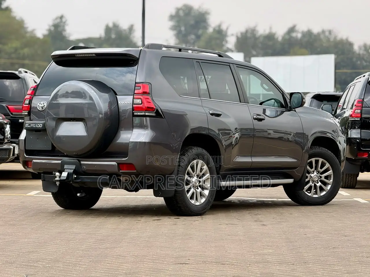 Toyota Land Cruiser Prado 2.8 2019 Gray
