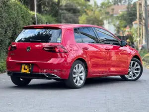 Volkswagen Golf 2019 Red