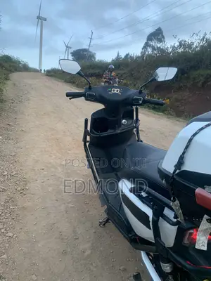 Motorcycle 2025 White