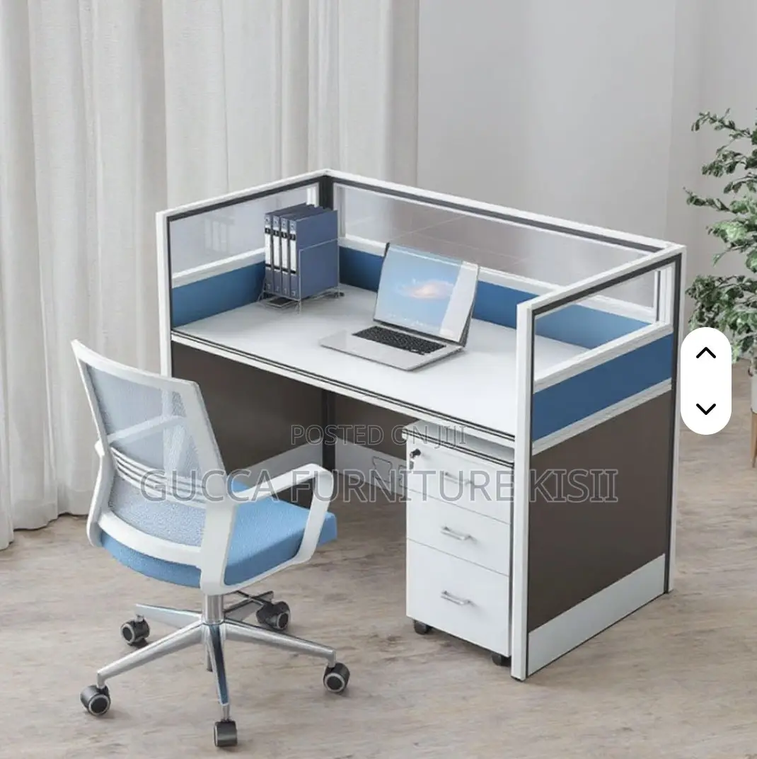 Office Workstation; One Way Modular Office Workstation