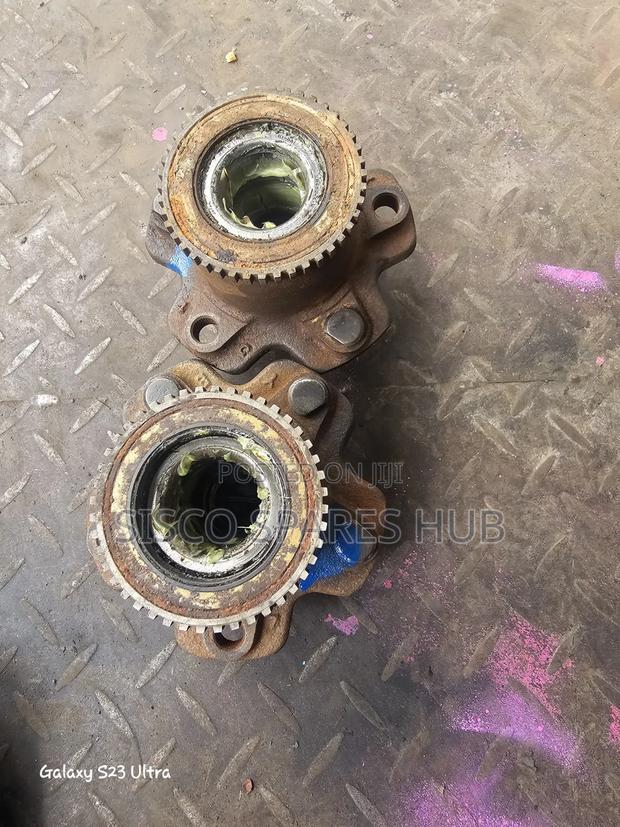 Front Hub Mazda Bongo(with Abs) - thumbnail 2