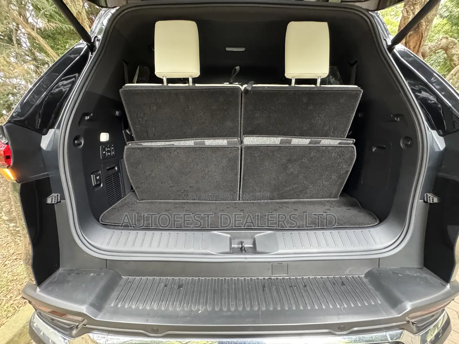 Lexus LX 600 2023 Black
