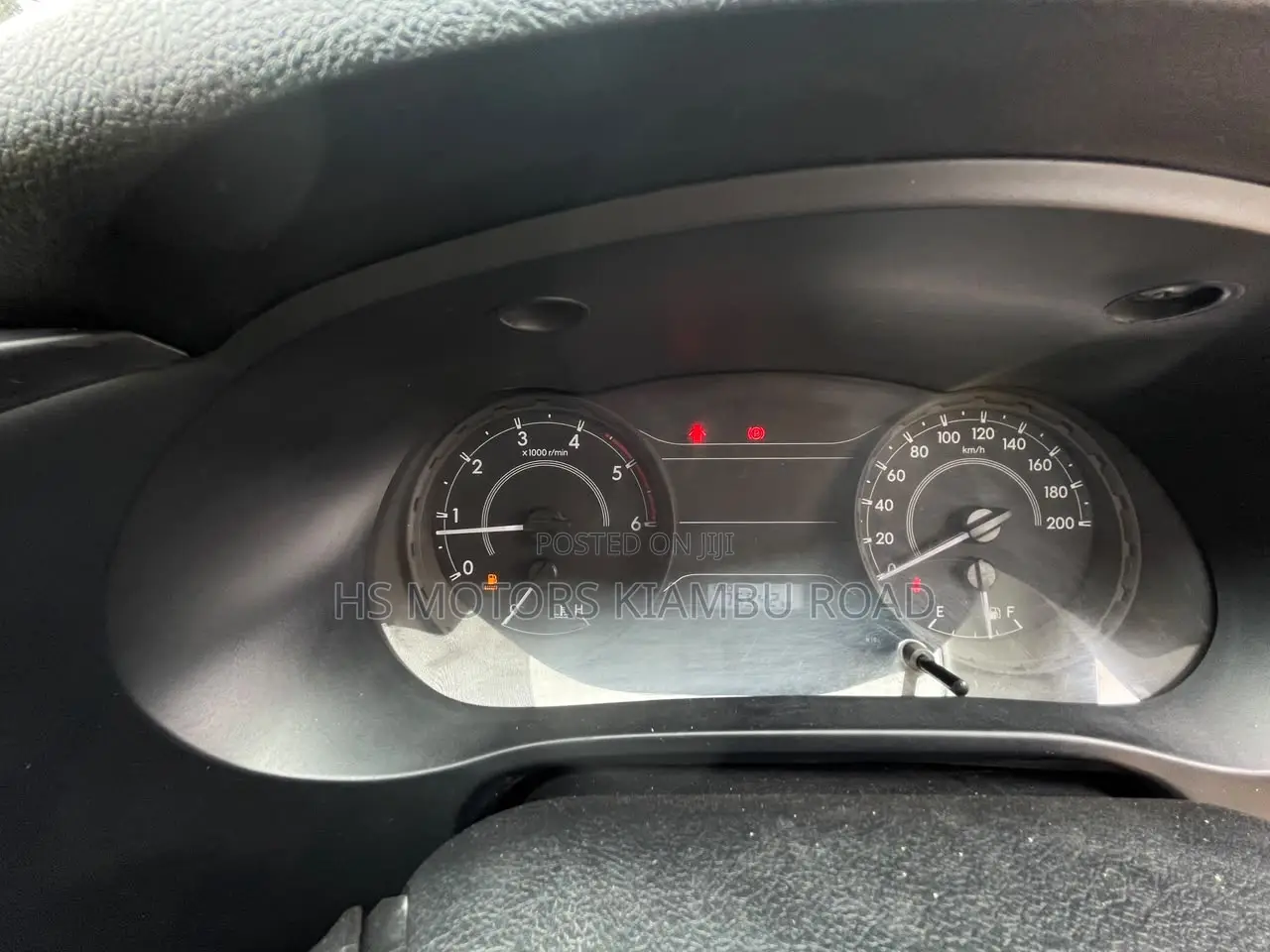 Toyota Hilux 2021 White