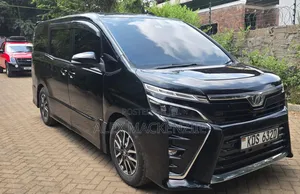 Toyota Voxy 2017 Black