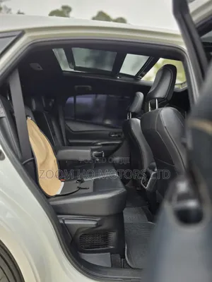 Toyota Harrier 2018 White