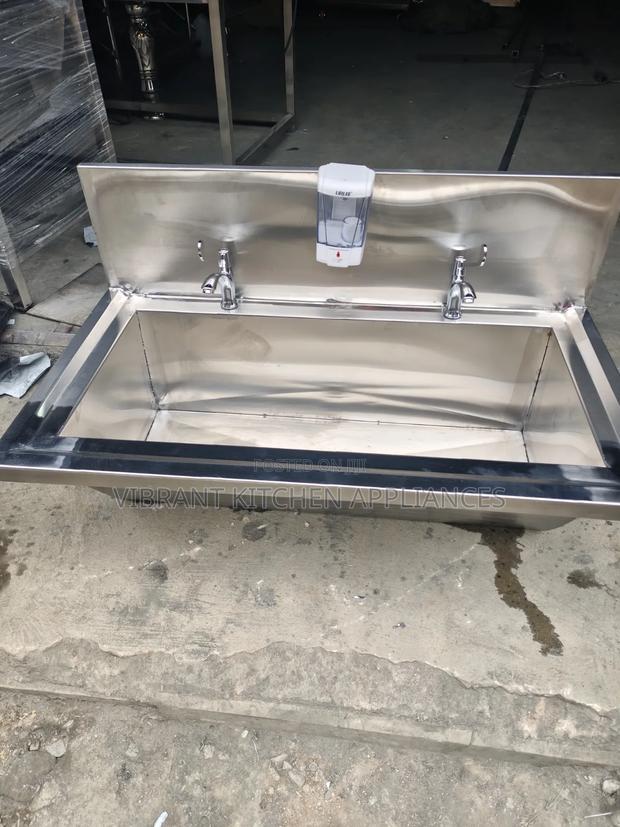 Medical-Grade Stainless Steel Scrub Sink