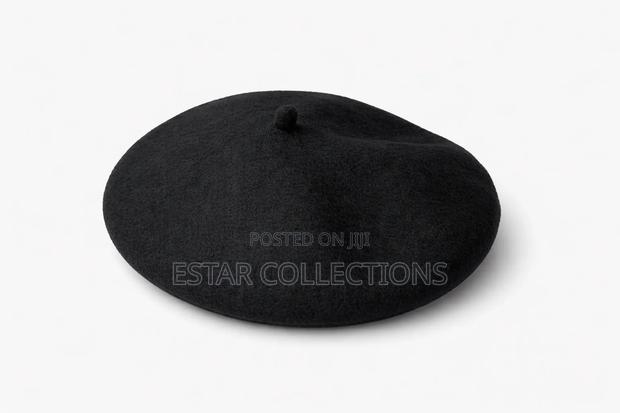 Elegant Plain Beret - thumbnail 2