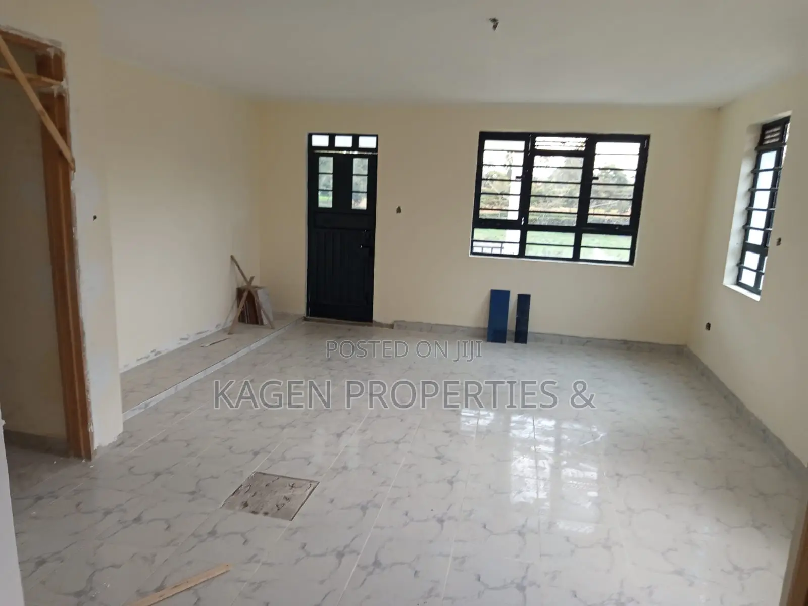 4bdrm Maisonette in Rimpa for sale