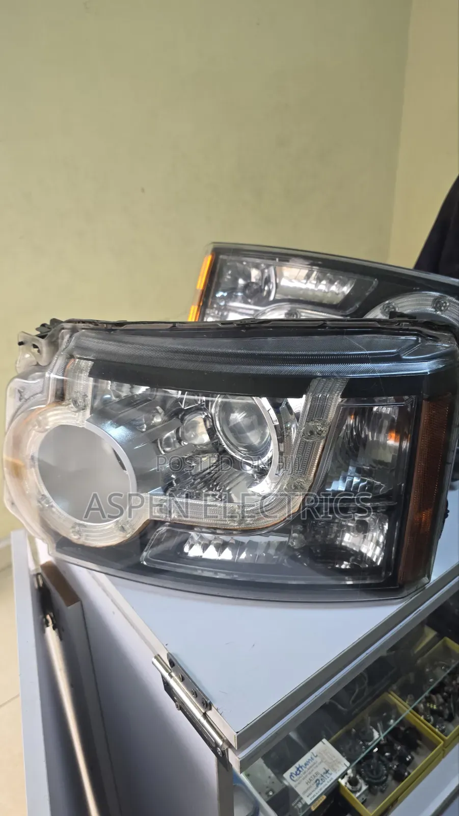 Porsche, Audi Q5 08 and Discovery 4 Headlights
