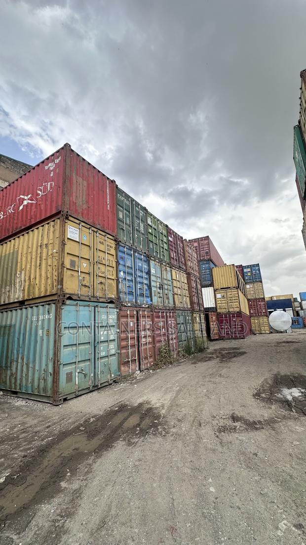 20ft CONTAINERS - thumbnail 4