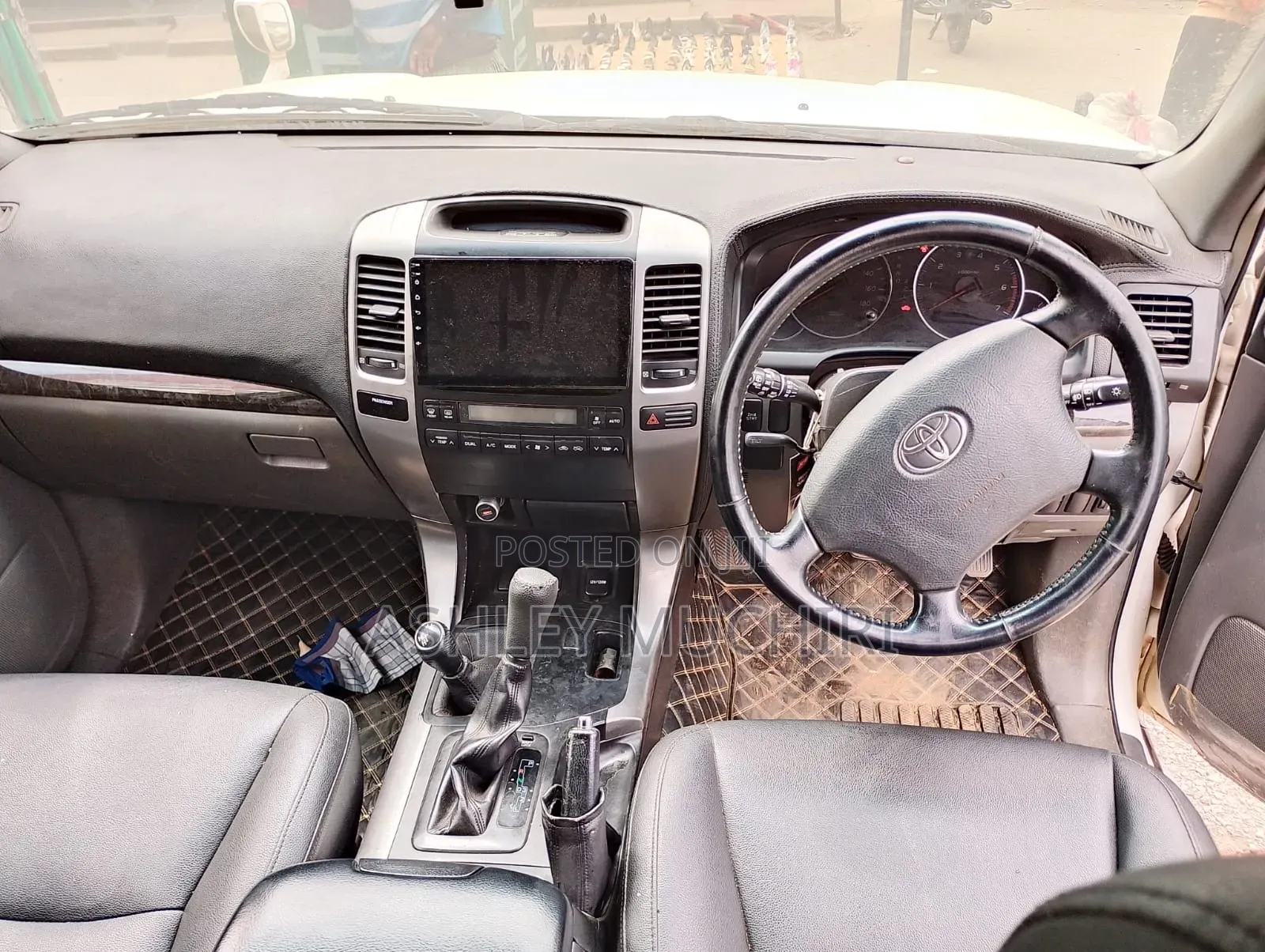 Toyota Land Cruiser Prado 2007 White