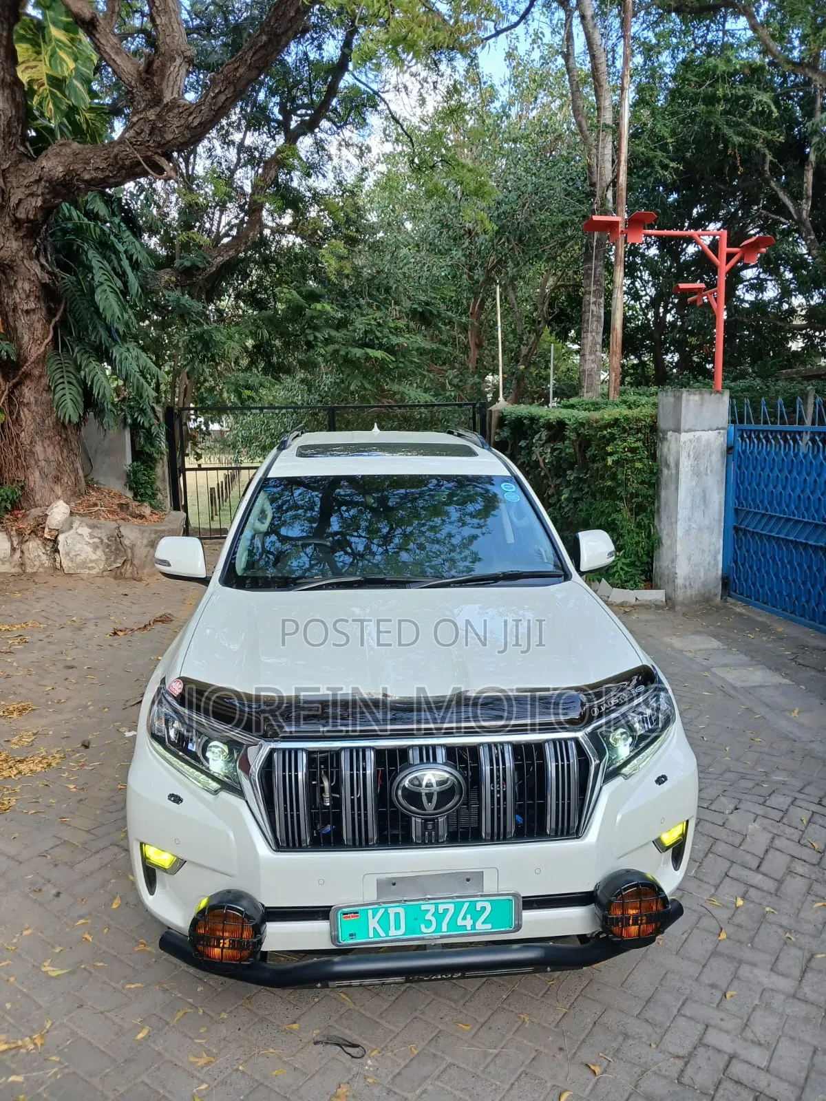 Toyota Land Cruiser Prado 2020 Beige
