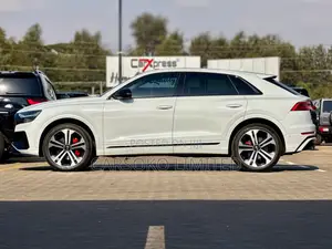 Audi Q8 55 Premium AWD quattro 2020 White