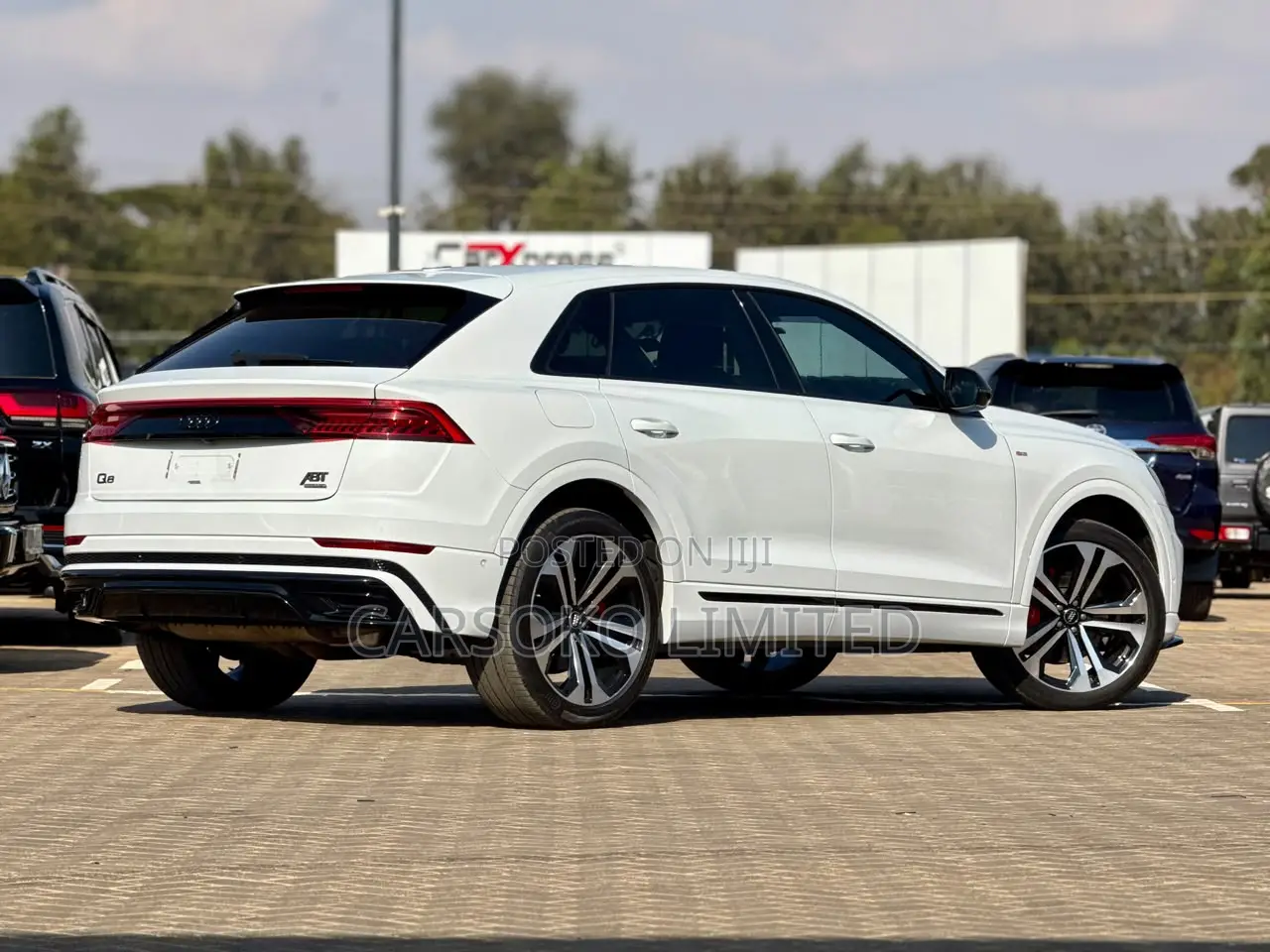 Audi Q8 55 Premium AWD quattro 2020 White