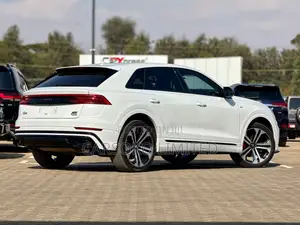 Audi Q8 55 Premium AWD quattro 2020 White