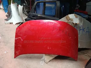 Honda Insight Bonnet