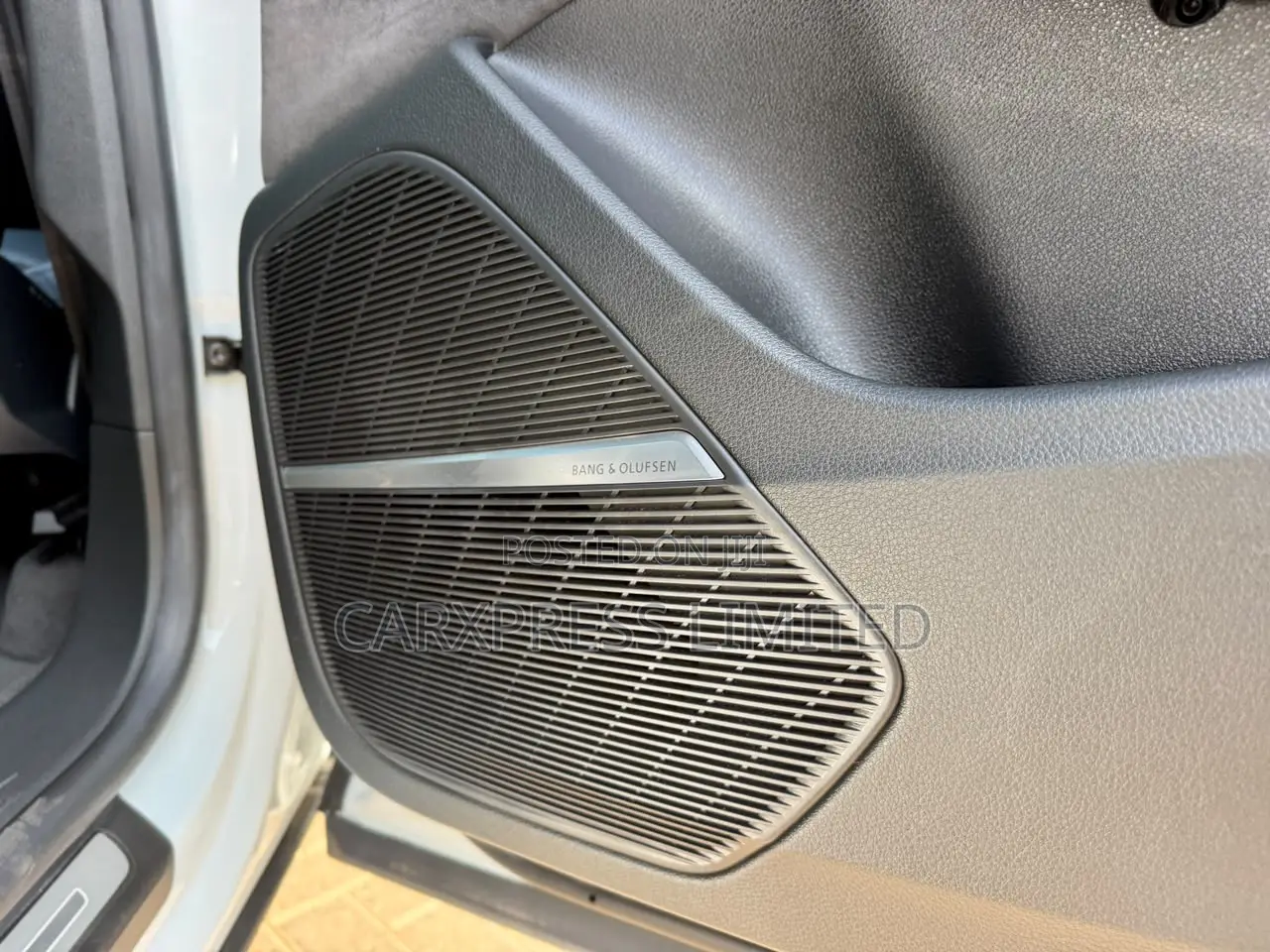 Audi Q8 55 Premium AWD quattro 2020 White