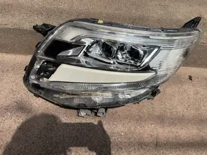 Toyota Noah Headlight 2018 (A)