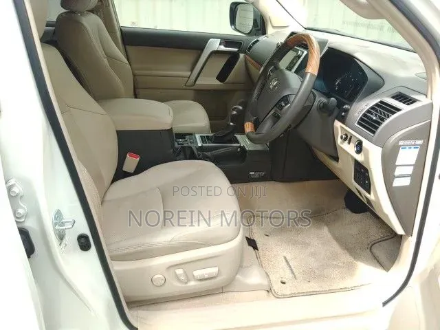 Toyota Land Cruiser Prado 2020 Off white