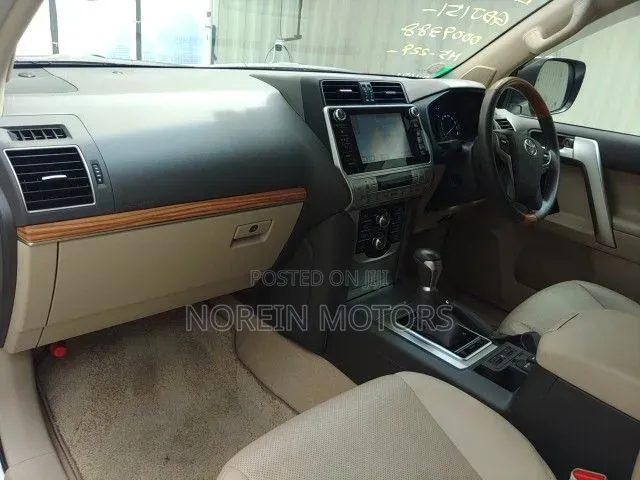 Toyota Land Cruiser Prado 2020 Off white