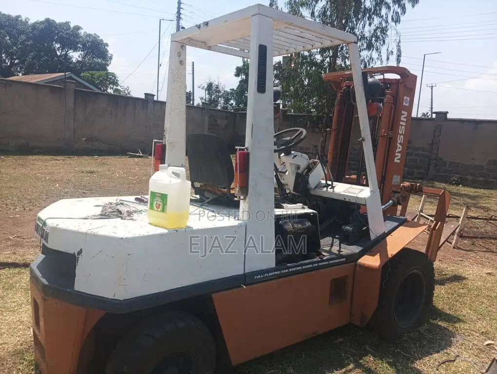 Forklift 3 Ton Nissan